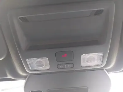 Photo 36 Ford Kuga  2.5 Duratec 190 ch FlexiFuel FHEV E85 Powershift