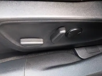 Photo 23 Ford Kuga  2.5 Duratec 190 ch FlexiFuel FHEV E85 Powershift