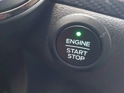 Photo 35 Ford Kuga  2.5 Duratec 190 ch FlexiFuel FHEV E85 Powershift