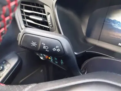 Photo 26 Ford Kuga  2.5 Duratec 190 ch FlexiFuel FHEV E85 Powershift