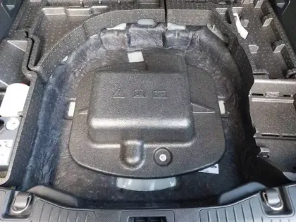 Photo 40 Ford Kuga  2.5 Duratec 190 ch FlexiFuel FHEV E85 Powershift