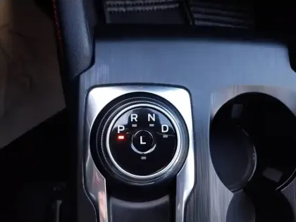 Photo 28 Ford Kuga  2.5 Duratec 190 ch FlexiFuel FHEV E85 Powershift