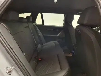 Photo 19 BMW Serie 5 i5 Touring eDrive40 340 ch