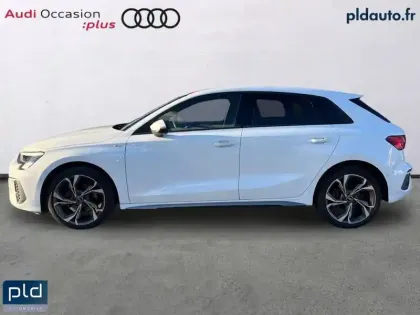 Photo 2 Audi A3  Sportback 35 TFSI Mild Hybrid 150 S tronic 7