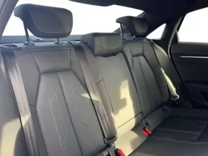 Photo 9 Audi A3  Berline TFSI Mild Hybrid 150 S tronic 7