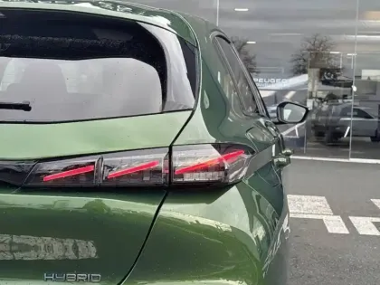 Photo 16 Peugeot 308  PHEV 180 e-EAT8