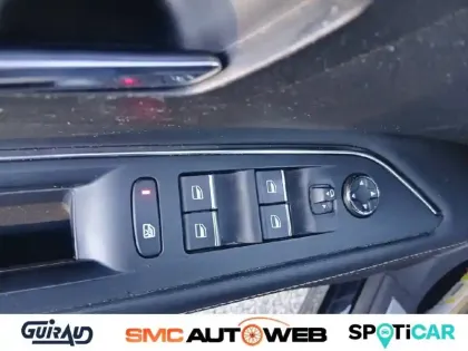 Photo 33 Peugeot 3008  Hybrid 225 e-EAT8