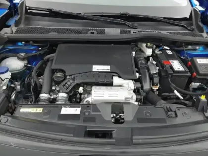 Photo 14 Peugeot 2008  PureTech 130 S&S EAT8