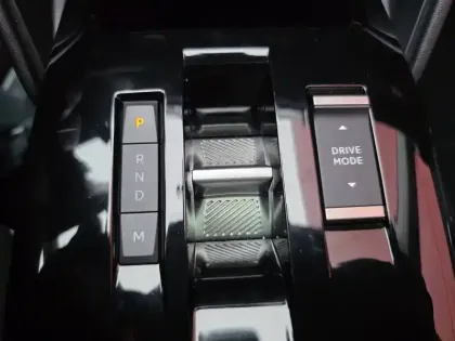 Photo 22 Citroën C4  PureTech 130 S&S EAT8