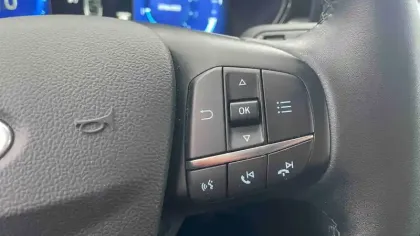 Photo 20 Ford Focus  SW 1.0 Flexifuel 125 S&S mHEV Powershift