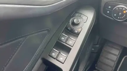 Photo 11 Ford Focus  SW 1.0 Flexifuel 125 S&S mHEV Powershift