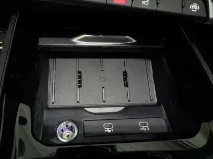 Photo 16 Audi Q3  e-hybrid 272 ch S tronic 6