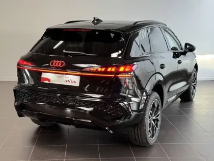 Photo 1 Audi Q3  e-hybrid 272 ch S tronic 6