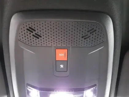 Photo 23 Peugeot 208  PureTech 100 S&S EAT8