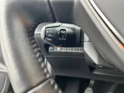 Photo 18 Peugeot 208  BLUEHDI 100 S&S BVM6