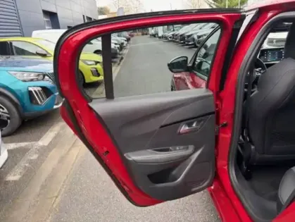 Photo 9 Peugeot 208  PureTech 100 S&S BVM6