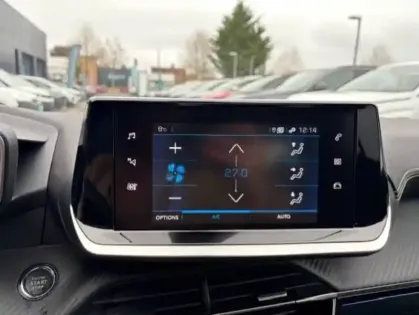 Photo 14 Peugeot 208  PureTech 100 S&S BVM6