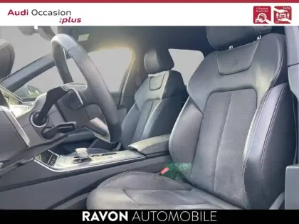 Photo 15 Audi A6  Avant 55 TFSIe 367 ch S tronic 7 Quattro