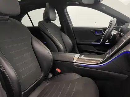 Photo 28 Mercedes Classe C  220 d 9G-Tronic