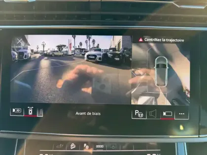 Photo 19 Audi Q8  60 TFSI e 462 Tiptronic 8 Quattro