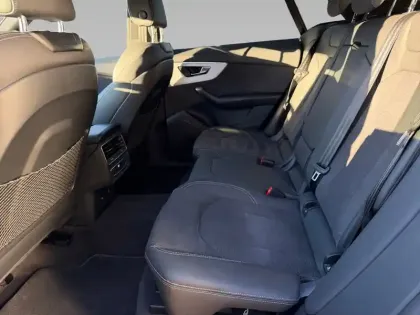 Photo 13 Audi Q8  60 TFSI e 462 Tiptronic 8 Quattro