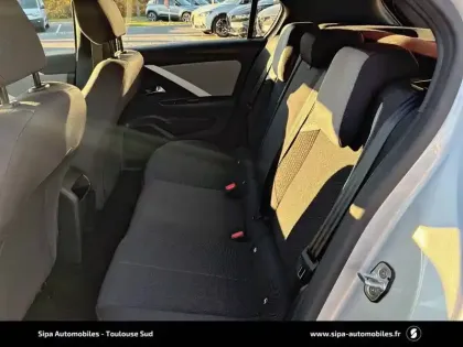 Photo 89 Opel Astra  1.2 Turbo 110 ch BVM6