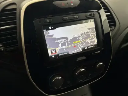 Photo 22 Renault Captur  TCe 90 E6C