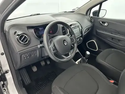 Photo 17 Renault Captur  TCe 90 E6C