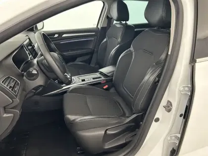 Photo 14 Renault Megane  IV Estate Blue dCi 115 EDC