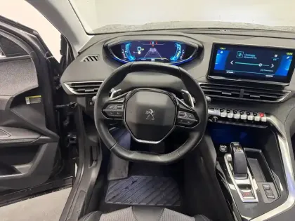 Photo 24 Peugeot 3008  Hybrid 225 e-EAT8