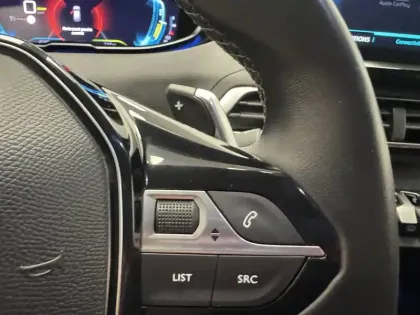 Photo 33 Peugeot 3008  Hybrid 225 e-EAT8