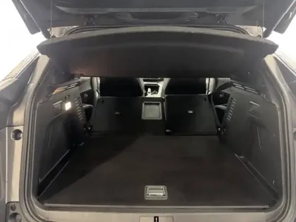 Photo 11 Peugeot 3008  Hybrid 225 e-EAT8