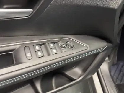 Photo 22 Peugeot 3008  Hybrid 225 e-EAT8