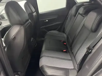 Photo 19 Peugeot 3008  Hybrid 225 e-EAT8