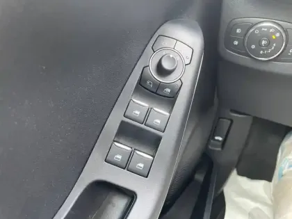 Photo 27 Ford Puma  1.0 Flexifuel 125 ch mHEV S&S BVM6