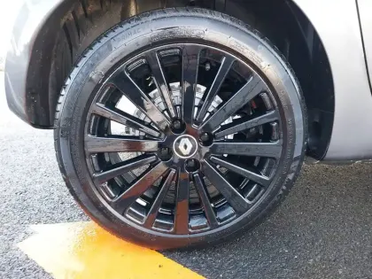 Photo 18 Renault Twingo  III E-Tech