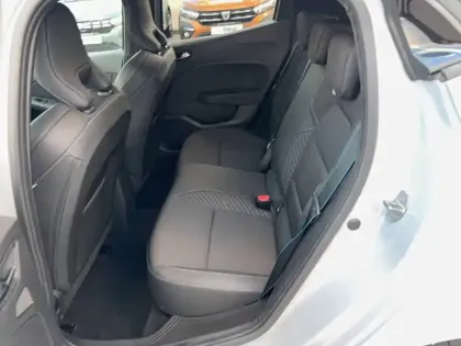 Photo 14 Renault Clio  E-Tech full hybrid 145 ch GSR2