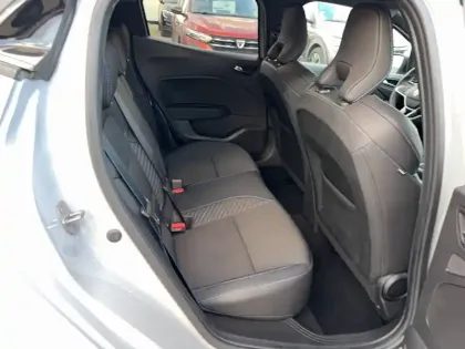 Photo 24 Renault Clio  E-Tech full hybrid 145 ch GSR2