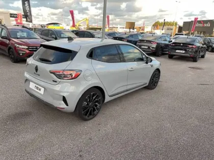 Photo 4 Renault Clio  E-Tech full hybrid 145 ch GSR2