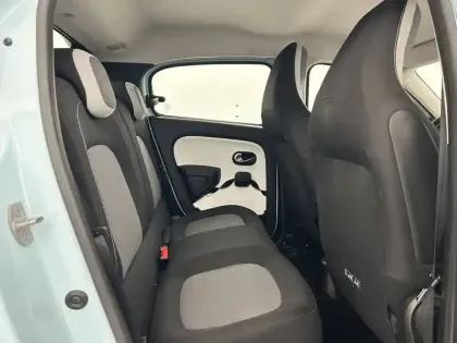 Photo 24 Renault Twingo  III SCe 65