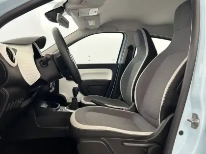 Photo 17 Renault Twingo  III SCe 65