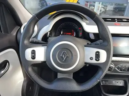 Photo 13 Renault Twingo  III SCe 65
