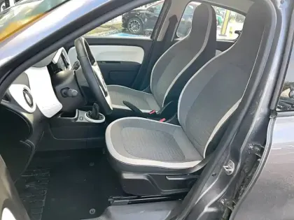 Photo 8 Renault Twingo  III SCe 65