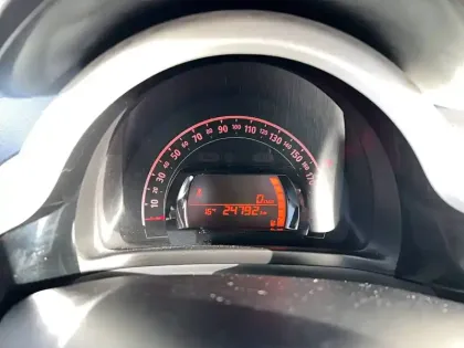 Photo 14 Renault Twingo  III SCe 65