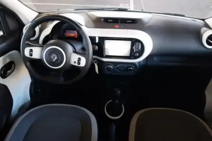 Photo 8 Renault Twingo  III SCe 65
