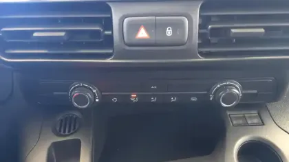 Photo 32 Peugeot Partner  FOURGON M 650 KG BLUEHDI 100 S&S BVM6