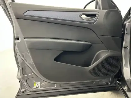 Photo 19 Renault Arkana  mild hybrid 140 EDC FAP - 22