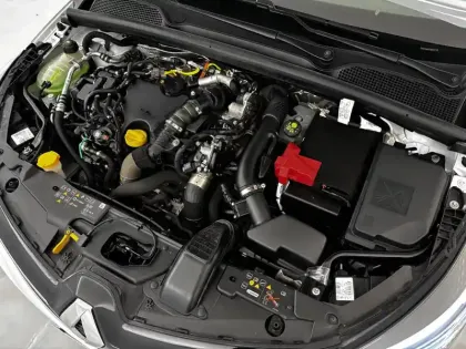 Photo 21 Renault Clio  Blue dCi 100