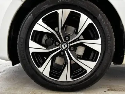 Photo 18 Renault Clio  Blue dCi 100