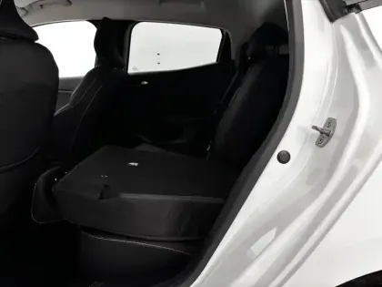 Photo 26 Renault Clio  Blue dCi 100